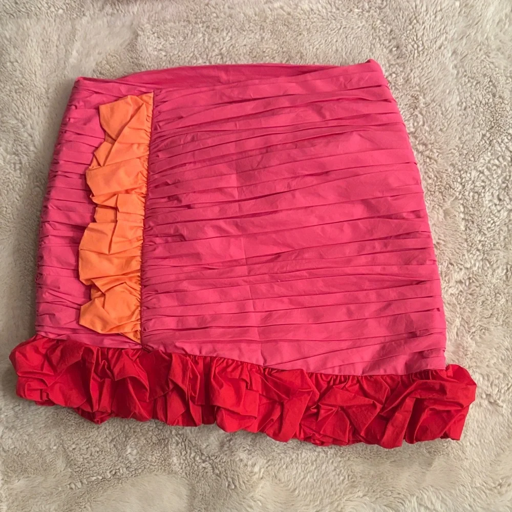 Colorful Ruffled Women's Set - Picture 3 of 6